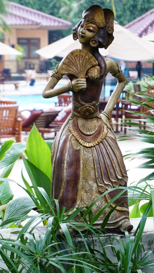 Kristal Hotel Jakarta Kültér fotó